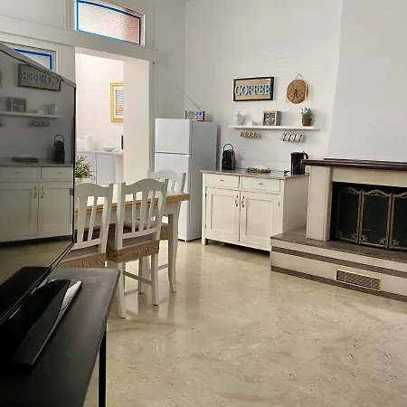 Casa Ada Отранто