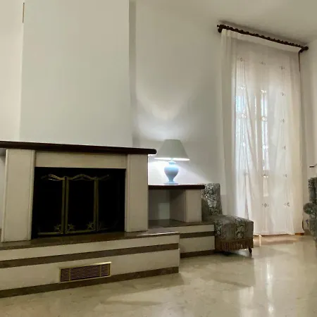 Casa Ada Апартаменти *